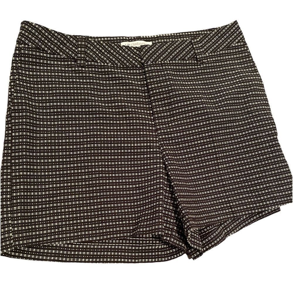Liz Claiborne Petite Dress Shorts Size 6 Black & White Flat Front